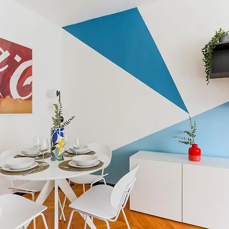The Rent - Colorful In Station Milano
